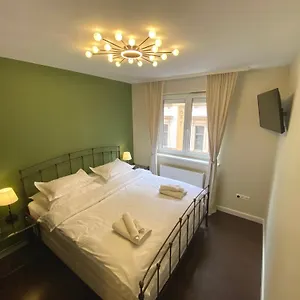 Berzenczey Apartament